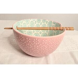 Signature Housewares 26 oz. Ramen Bowl w/Wooden Chopsticks Pink White Turquoise